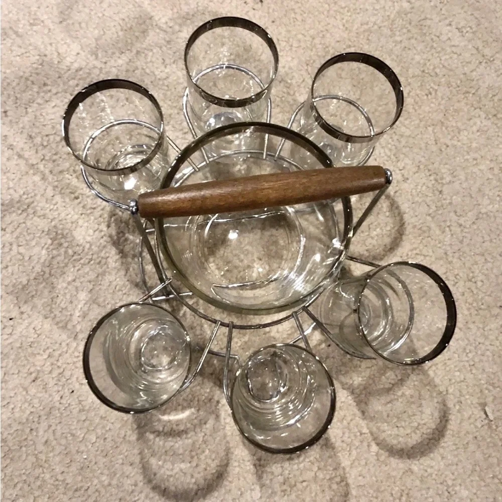 Vintage MCM Glass Dorothy Thorpe bar ware Set with Wooden Handle glasses/bucket